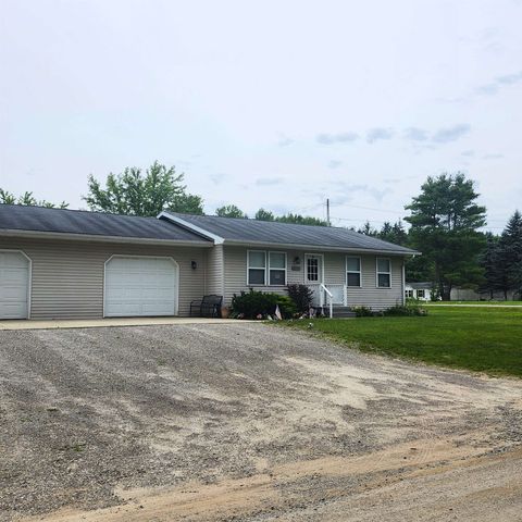 1010 Creek Road, Beaverton, MI 48612