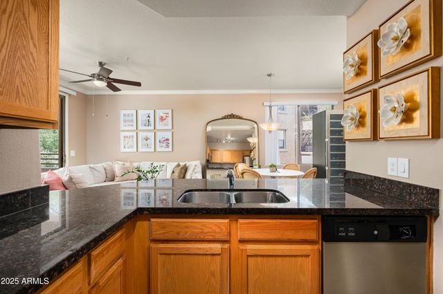 20100 N 78TH Place 2090, Scottsdale, AZ 85255