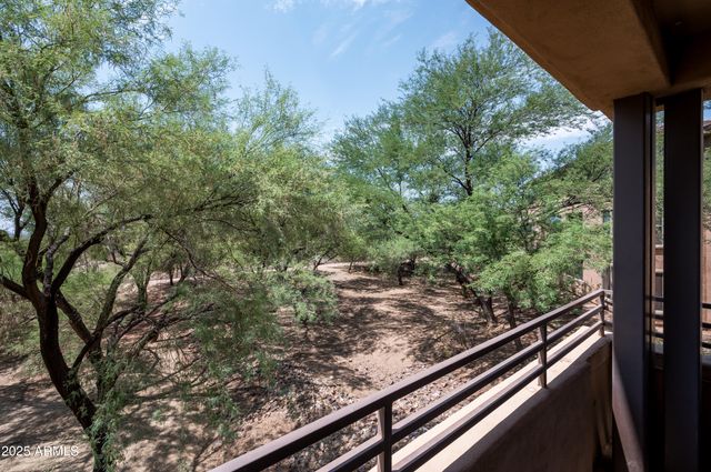 20100 N 78TH Place 2090, Scottsdale, AZ 85255