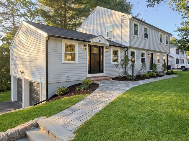 82 Pleasant St, Westford, MA 01886