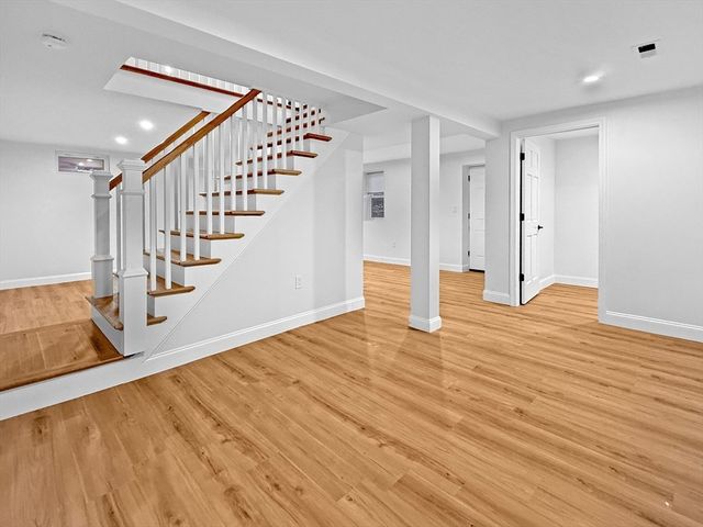 82 Pleasant St, Westford, MA 01886