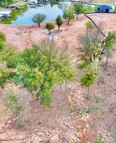 543 Tradition Way, Granbury, TX 76049