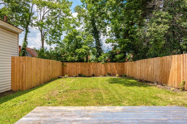 4211 Kirby Ave, Cincinnati, OH 45223