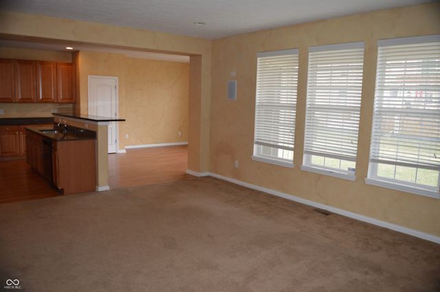 2582 Wineland Creek Drive, Carmel, IN 46074