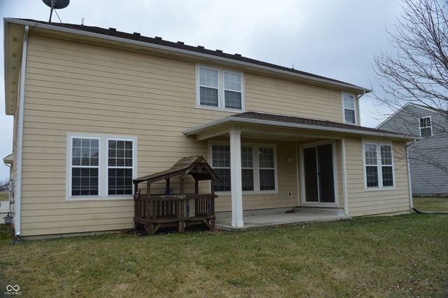 2582 Wineland Creek Drive, Carmel, IN 46074