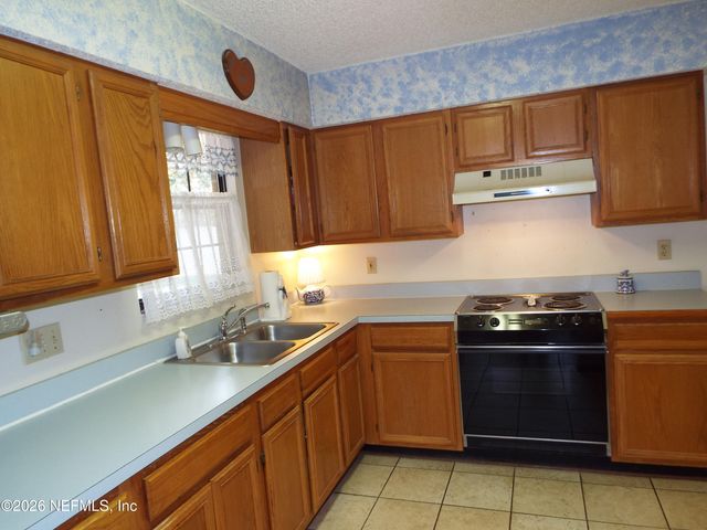 7688 TREE TOP Circle S, Jacksonville, FL 32244