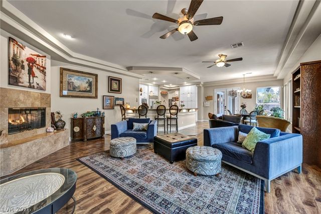 2269 Casa Bella Court, Las Vegas, NV 89117