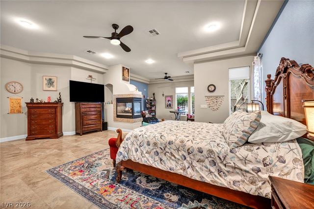 2269 Casa Bella Court, Las Vegas, NV 89117