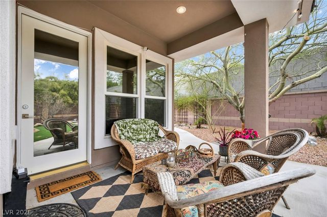 2269 Casa Bella Court, Las Vegas, NV 89117