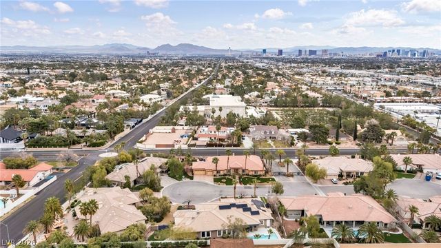 2269 Casa Bella Court, Las Vegas, NV 89117