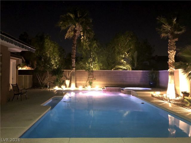 2269 Casa Bella Court, Las Vegas, NV 89117