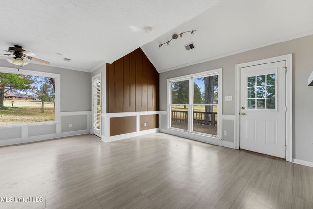 9429 S Laurel Hill, Olive Branch, MS 38654