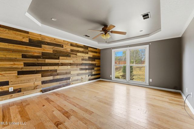 9429 S Laurel Hill, Olive Branch, MS 38654