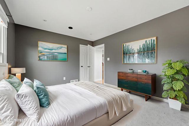 9429 S Laurel Hill, Olive Branch, MS 38654