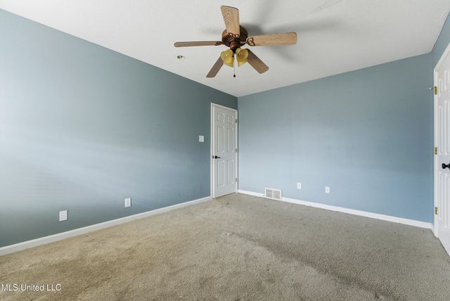 9429 S Laurel Hill, Olive Branch, MS 38654