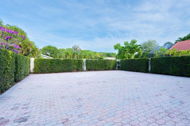 21669 Town Place Drive, Boca Raton, FL 33433