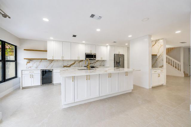 21669 Town Place Drive, Boca Raton, FL 33433