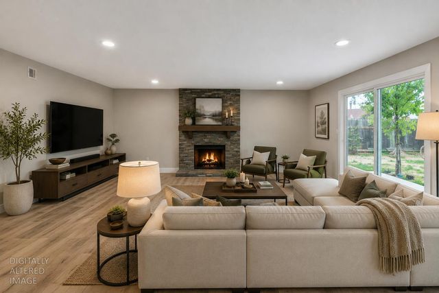 2065 Niantic Way, Sacramento, CA 95822