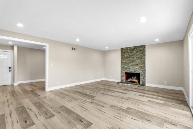 2065 Niantic Way, Sacramento, CA 95822