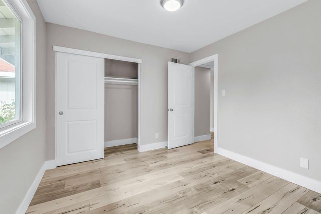 2065 Niantic Way, Sacramento, CA 95822