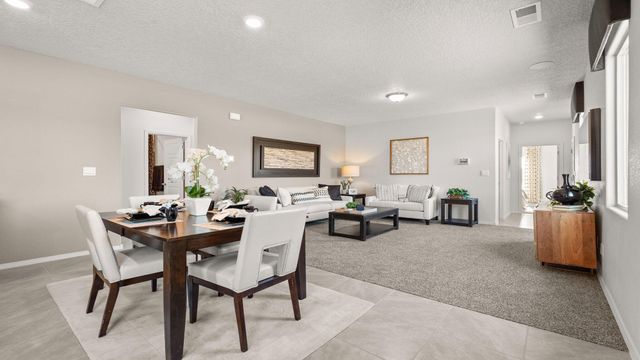 2821 Hot Springs Way SW, Albuquerque, NM 87121