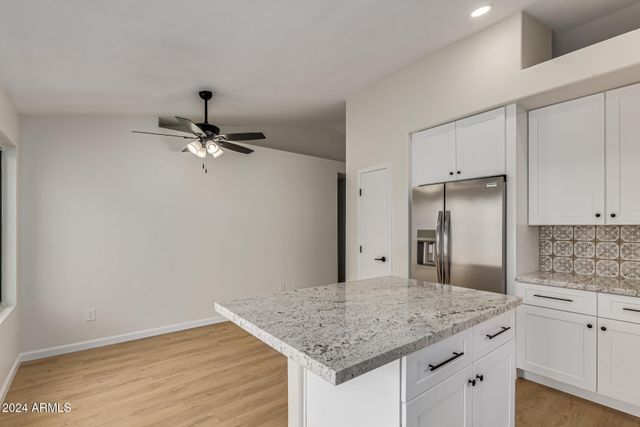 857 S DEL RANCHO --, Mesa, AZ 85208