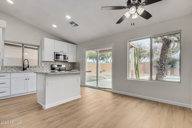 857 S DEL RANCHO --, Mesa, AZ 85208
