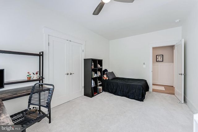 916 DESALE ST SW, Vienna, VA 22180