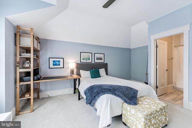 916 DESALE ST SW, Vienna, VA 22180