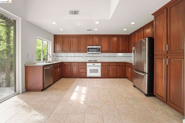 1129 Brittany Hills Ct, Martinez, CA 94553