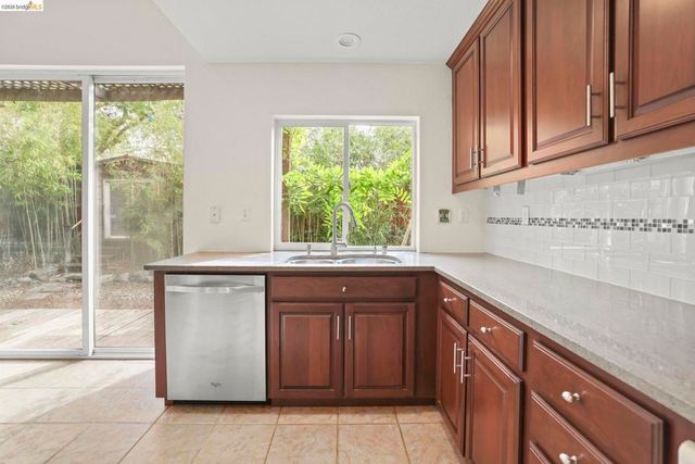 1129 Brittany Hills Ct, Martinez, CA 94553