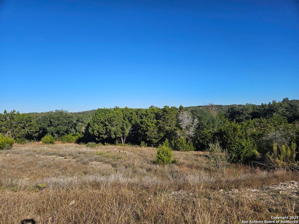 2385 Comal Spgs, Canyon Lake, TX 78133