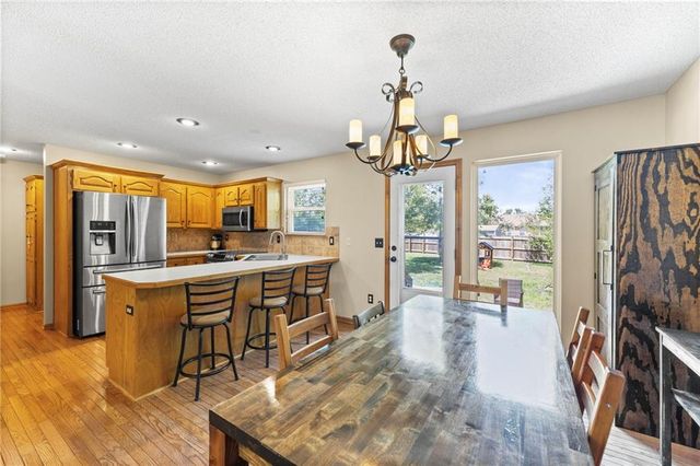 21240 W 226th Street, Spring Hill, KS 66083