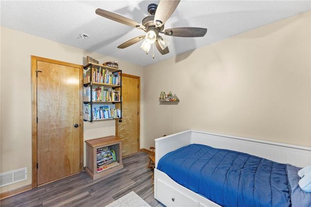 21240 W 226th Street, Spring Hill, KS 66083