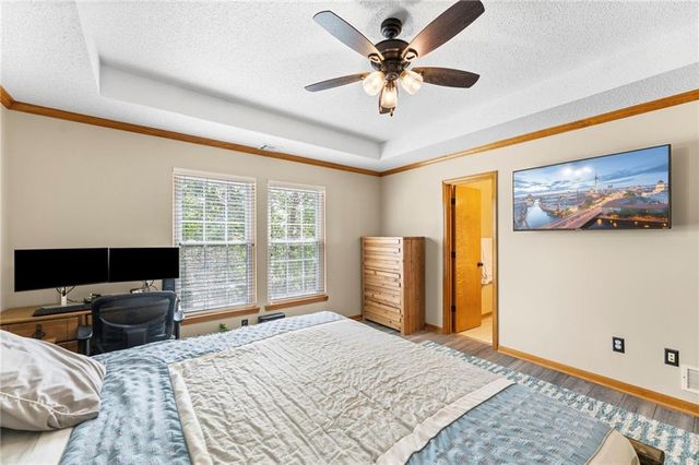 21240 W 226th Street, Spring Hill, KS 66083