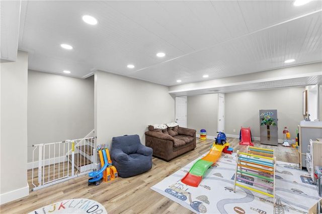 21240 W 226th Street, Spring Hill, KS 66083