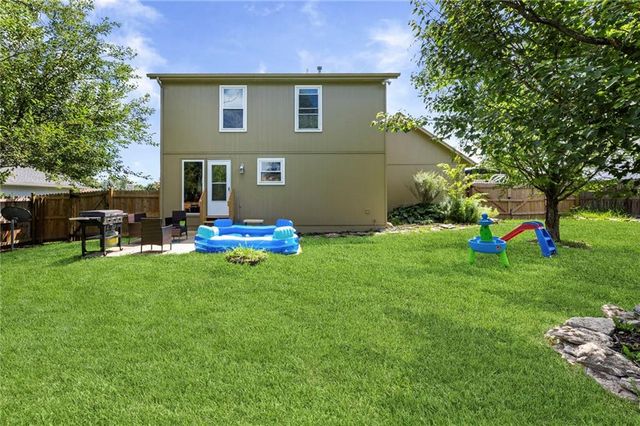21240 W 226th Street, Spring Hill, KS 66083