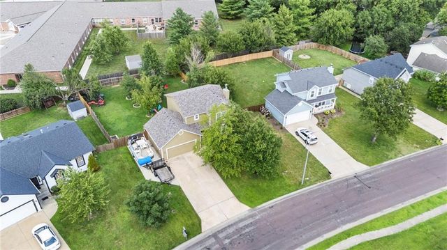 21240 W 226th Street, Spring Hill, KS 66083