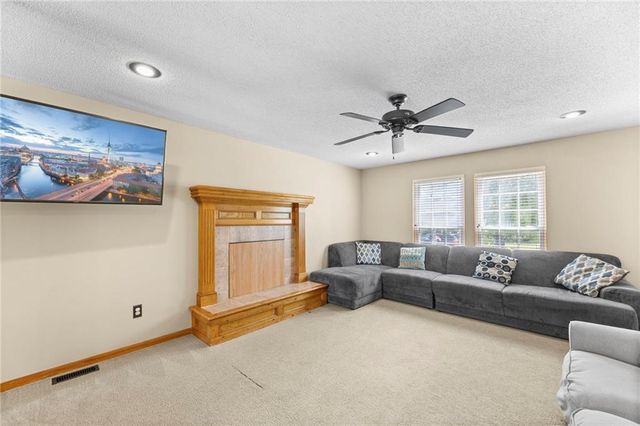 21240 W 226th Street, Spring Hill, KS 66083