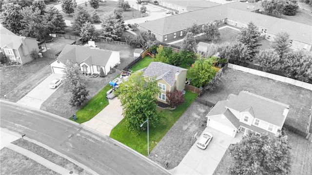 21240 W 226th Street, Spring Hill, KS 66083