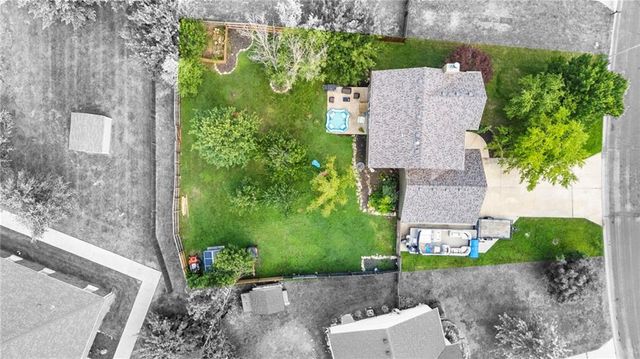 21240 W 226th Street, Spring Hill, KS 66083