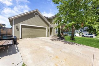 21240 W 226th Street, Spring Hill, KS 66083