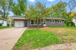 450 29TH Avenue, East Moline, IL 61244