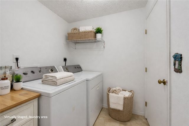 1146 N 13th Square, Vero Beach, FL 32960