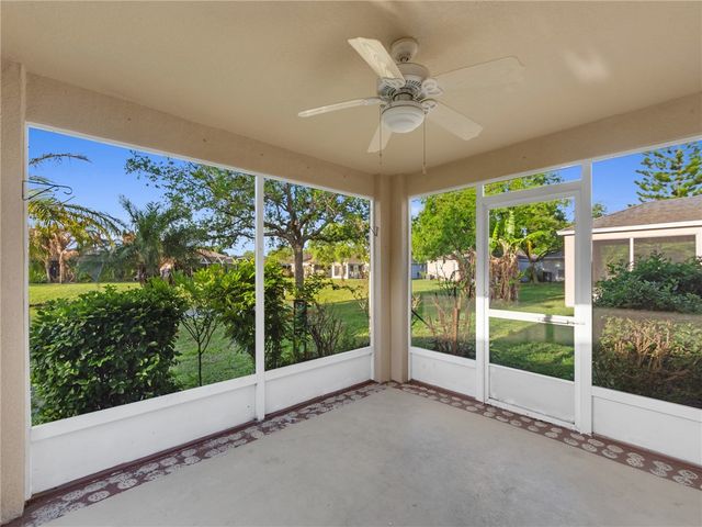 1146 N 13th Square, Vero Beach, FL 32960
