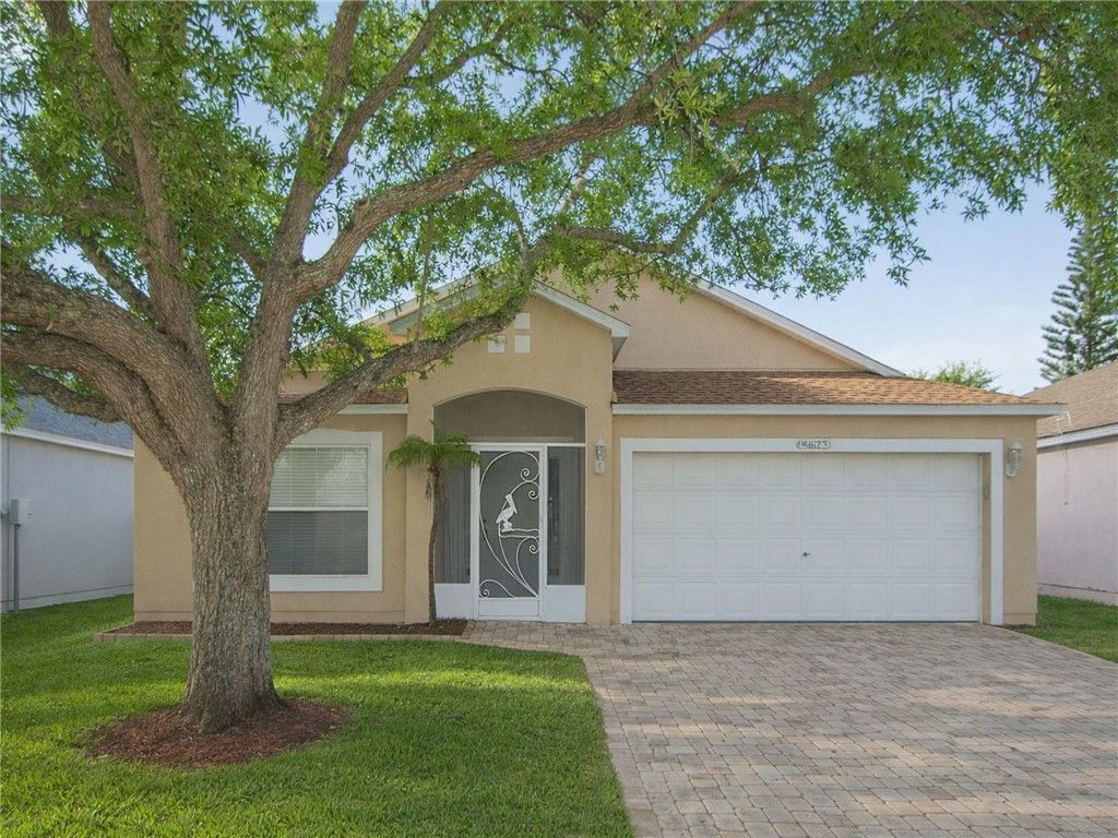 1146 N 13th Square, Vero Beach, FL 32960