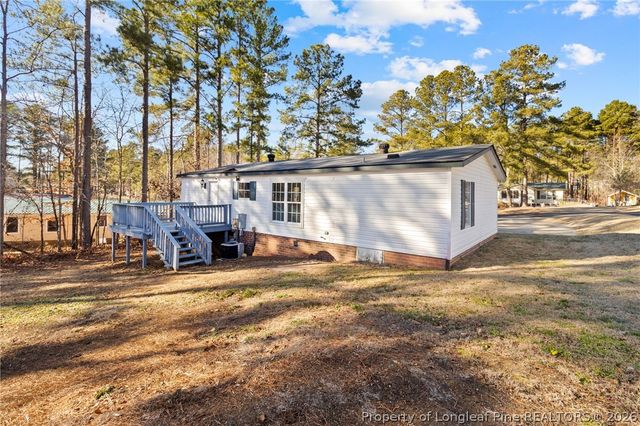 105 McDougald Drive, Raeford, NC 28376