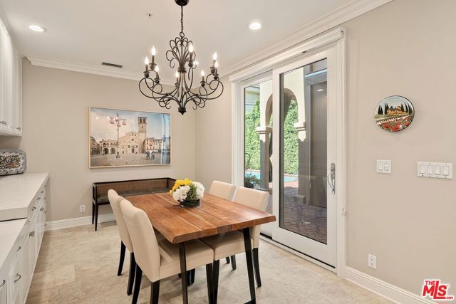 341 S Linden Drive, Beverly Hills, CA 90212