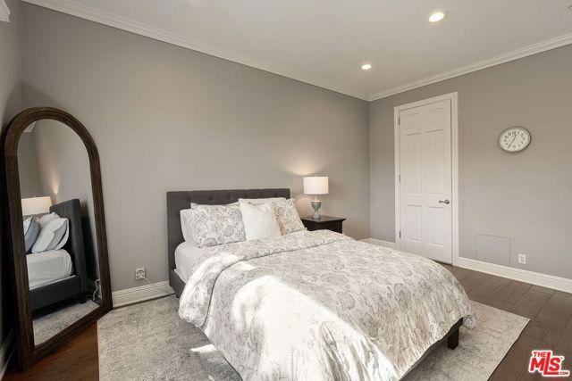 341 S Linden Drive, Beverly Hills, CA 90212