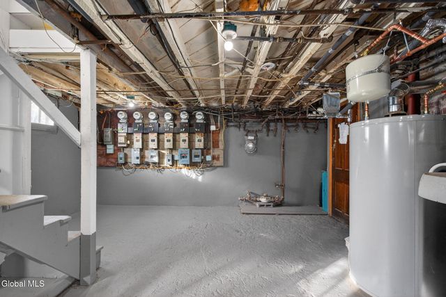 42 Ten Eyck Avenue, Albany, NY 12209